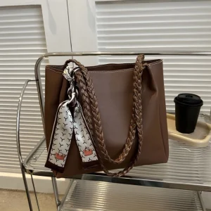 Large-capacity women PU leather tote bag with magnetic closure for daily use in brown