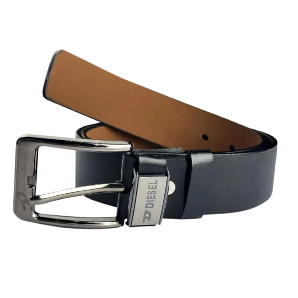 Men’s stylish belt made of artificial leather with premium buckle for formal and casual use in black