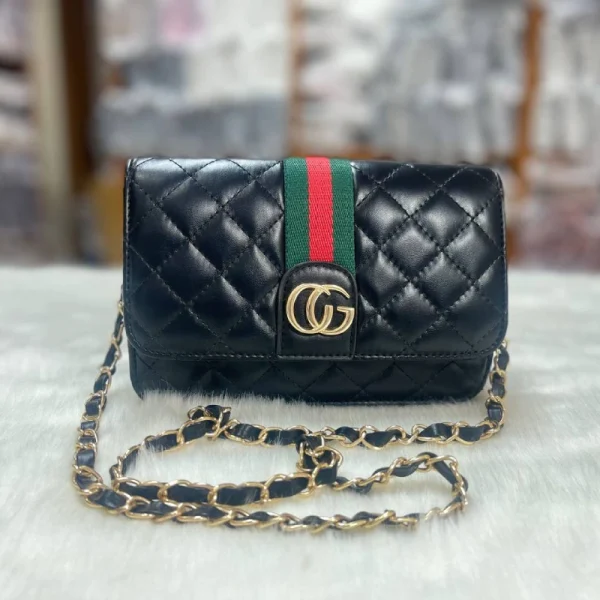 “Women’s PU shoulder bag with compact design for everyday use in black”